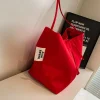 sac fourre tout pour femmes, sac seau sous les bras en tissu nylon, niche rouge, sac à bandoulière simple à la mode, nouvelle collection 2024