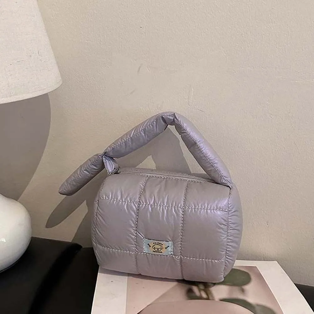 sac matelassé à grille plissée en forme de nuage, fourre tout léger et gonflé en nylon, épais, grande capacité, organisateur de cosmétiques portatif quotidien