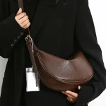 Sac à bandoulière pour femmes, sac Hobo léger pour femmes, sac croissant en cuir Vintage, boulette en cuir PU de couleur unie