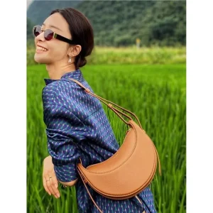 2025 Sac de selle de banlieue de luxe chaud Sac à main en cuir Indie Designer Bandoulière Premium Sac pour femme Chic Polyvalent Sac de jour à la nuit 2025 Sac de selle de banlieue de luxe chaud Sac à main en cuir Indie Designer Bandoulière Premium Sac pour femme Chic Polyvalent Sac de jour à la nuit