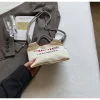 sac en toile brodé pour femme ; sac à bandoulière simple léger pour le printemps et l'été ; sac à main bandoulière.