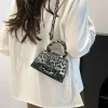 un sac à main haut de gamme imprimé léopard pour femmes en 2025, un sac à bandoulière à une épaule tendance, polyvalent et à la mode