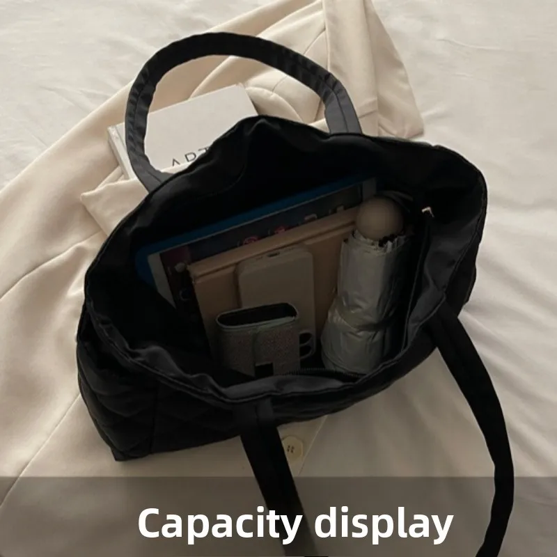 sac à bandoulière carré en nylon pour femmes, fourre tout matelassé, léger et décontracté, à la mode, en treillis de diamant, nouvelle collection automne hiver