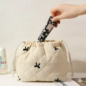 Trousse de maquillage matelassée, trousse à cosmétiques florale, trousse de toilette de voyage mignonne, pochette à cordon esthétique douce rembourrée pour femmes et filles