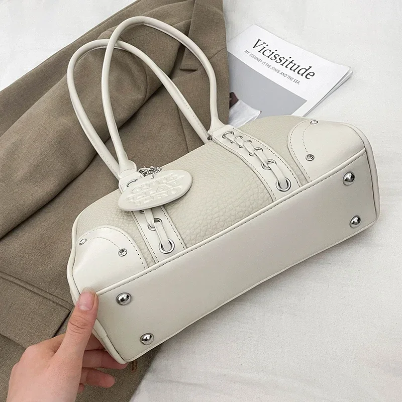 sac fourre tout populaire pour femmes, en cuir durable, collection de marques de luxe, célèbre influence de styliste pour un style chic
