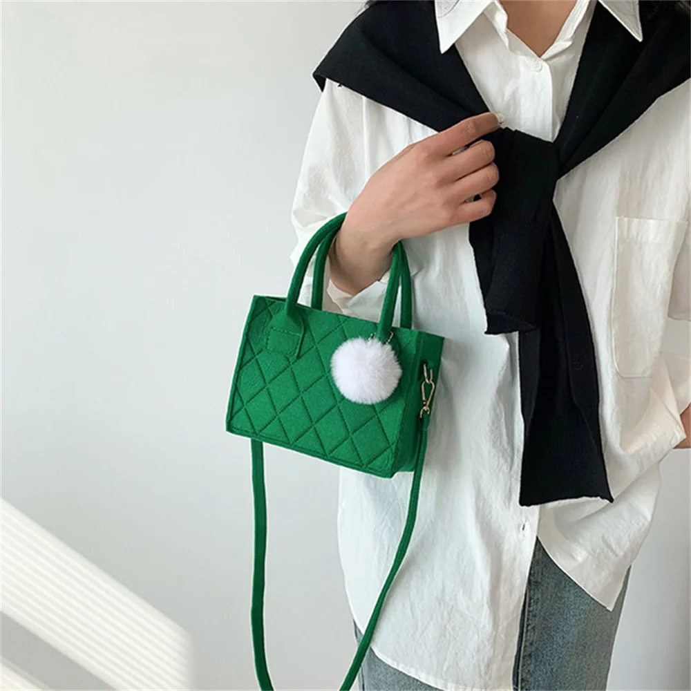 petit sac carré pour femme, sacs à main décontractés simples et polyvalents, sac messager polyvalent, feutre populaire, nouvelle mode, 2023