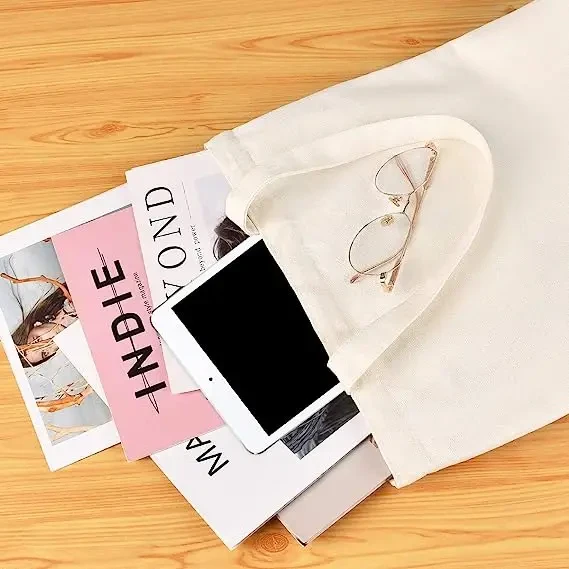 un lot dans mon sac au moment taylor, fourre tout portable pour femmes, fourre tout inspiré de eras tour, sac fourre tout en toile avec album rouge