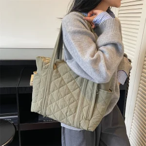 Sac fourre-tout en tissu matelassé pour femmes, sac à bandoulière de grande capacité pour les déplacements domicile-travail, sac en coton de style Ins d&rsquo;automne et d&rsquo;hiver disponible en cinq couleurs
