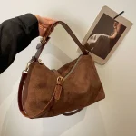 Sac à bandoulière en daim pour femme avec poche intérieure, sac initié, sacoche à sangle réglable, sac à main d’embrayage pour le travail et le voyage
