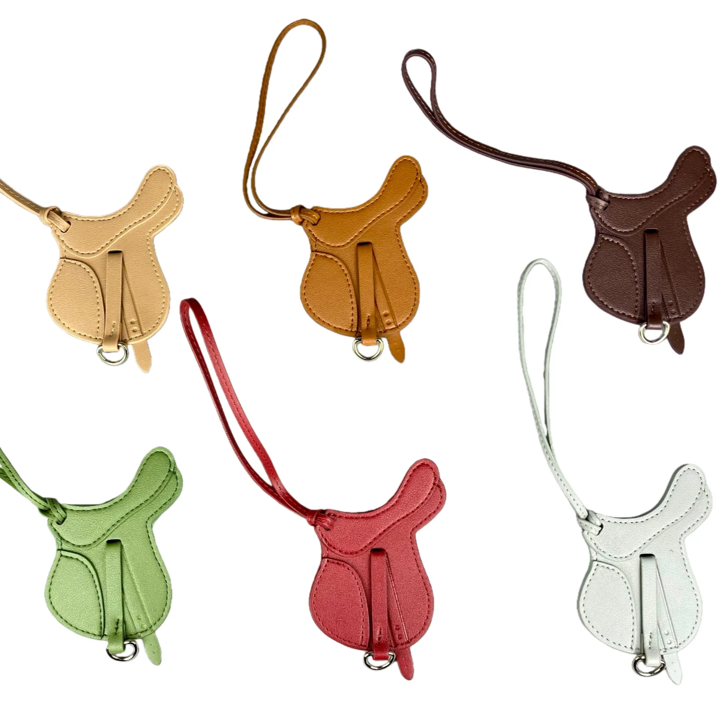 breloque pour sac de selle fabriquée à l'élégance équestre – pièce de déclaration en cuir pu épais de qualité supérieure, taille palmaire