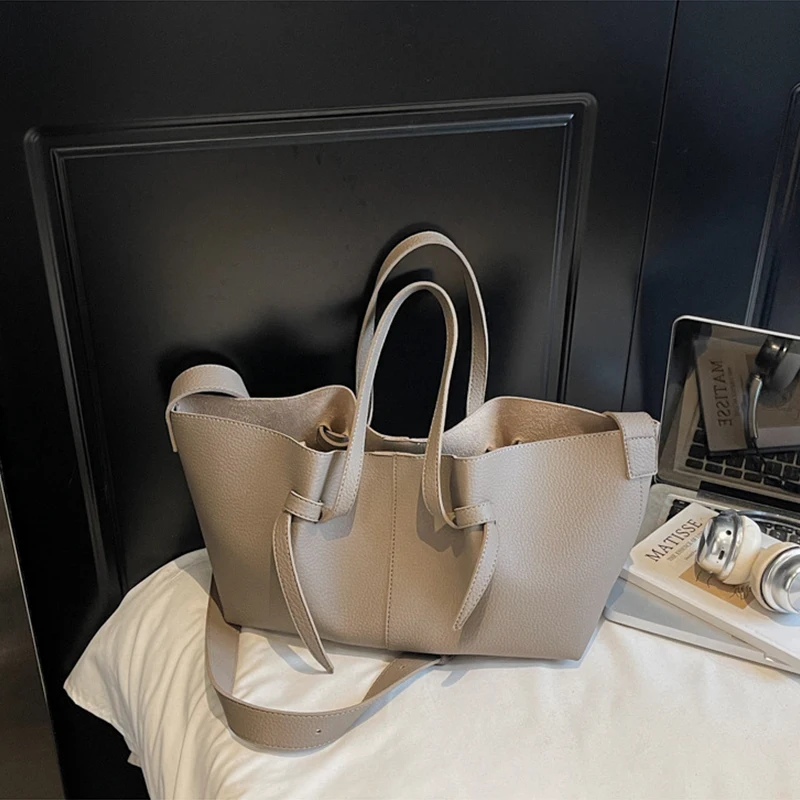 ensemble de sacs fourre tout, sac à bandoulière en pu pour femmes avec sac à main assorti, sac à main simple de grande capacité de couleur unie, automne hiver 2025