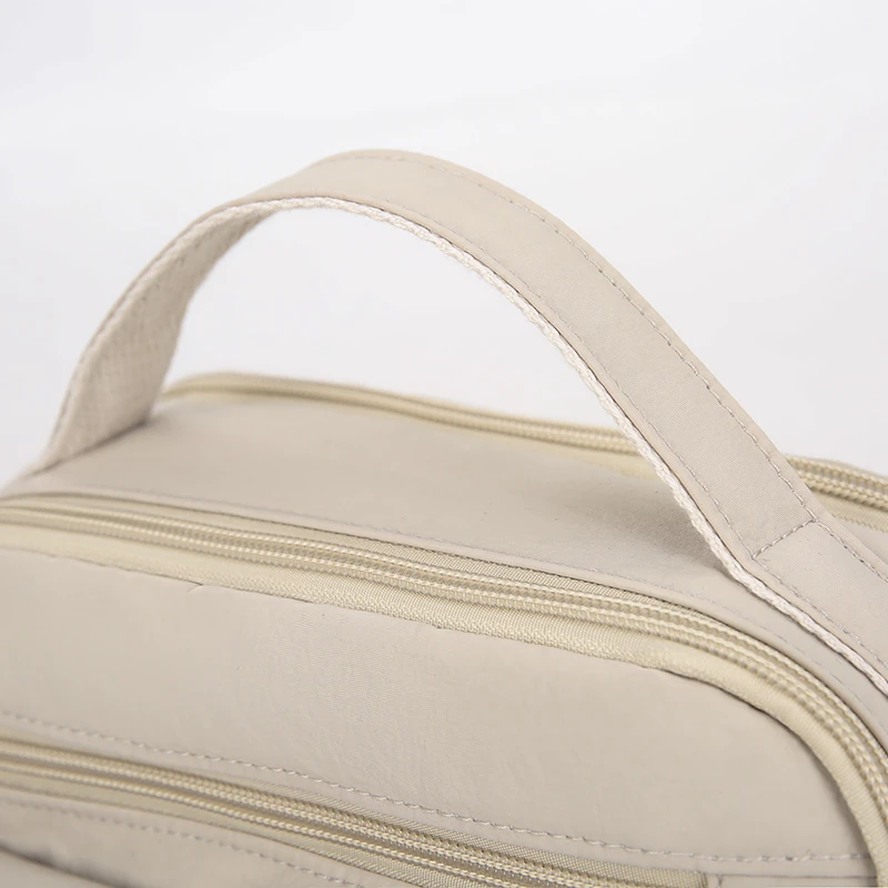 sac à bandoulière en nylon de luxe pour femmes, sac à main léger de grande capacité, sac à main de voyage multi poches avec sangle réglable