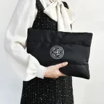 Trousse de maquillage florale en coton Portable, nouveau sac de rangement de cosmétiques matelassé de grande capacité, trousse de toilette de voyage de couleur unie