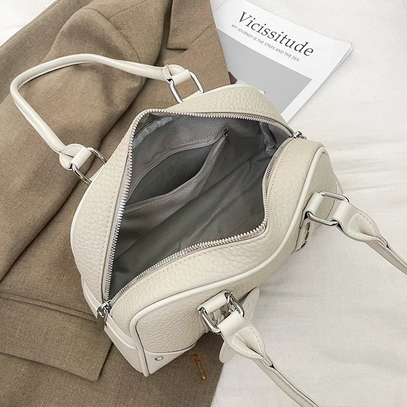 sac fourre tout populaire pour femmes, en cuir durable, collection de marques de luxe, célèbre influence de styliste pour un style chic