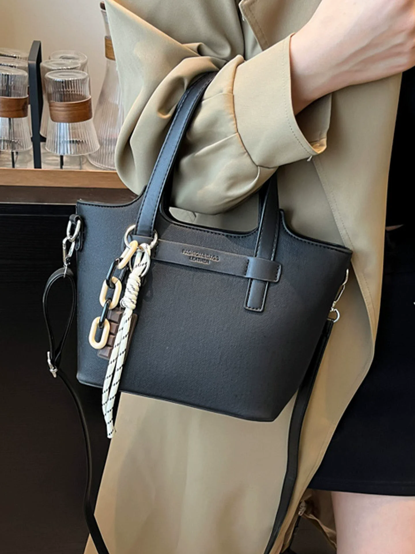  sac seau à main haut de gamme pour femmes, design rétro simple, sacs à bandoulière simples, fourre tout de grande capacité, automne 2025