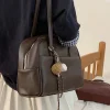Sac Boston simple pour femme, vintage, grande capacité, sous les bras, sac lancé unique, nouveau style, stock d’usine, fibre ultrafine, cuir Sac Boston simple pour femme, vintage, grande capacité, sous les bras, sac lancé unique, nouveau style, stock d’usine, fibre ultrafine, cuir