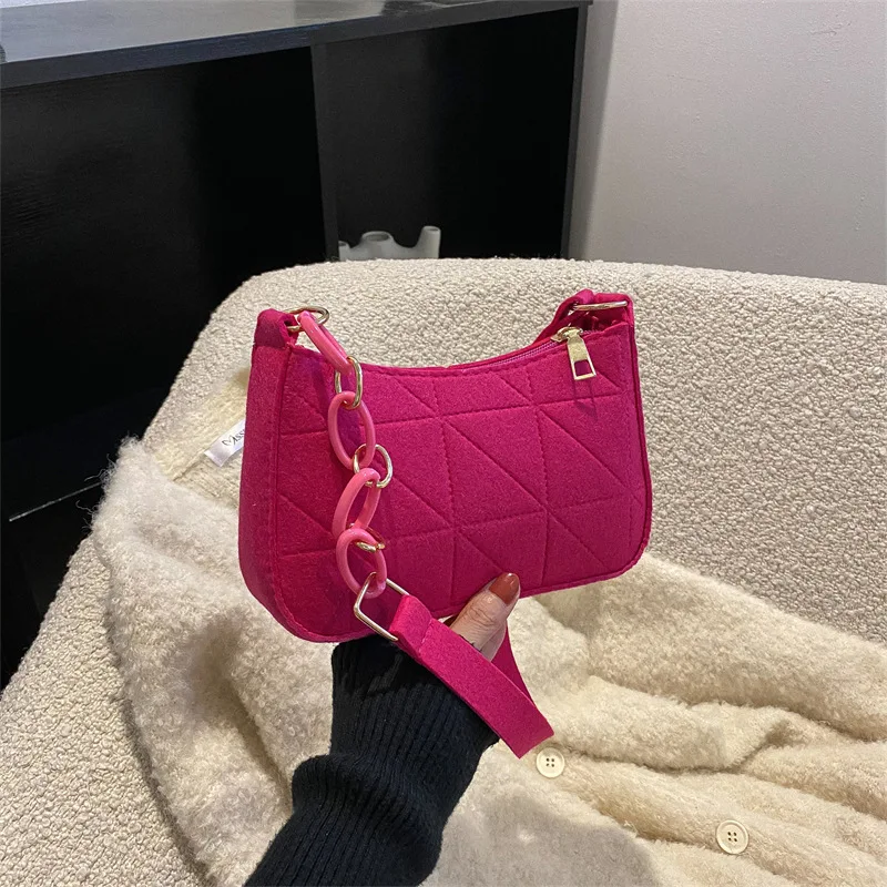 Petit sac à main carré pour femme, sac messager populaire, sac à main décontracté simple et polyvalent, feutre One initié, mode Petit sac à main carré pour femme, sac messager populaire, sac à main décontracté simple et polyvalent, feutre One initié, mode