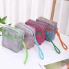 Sac cosmétique carré en maille, sac de rangement cosmétique carré Portable avec multi-poches, sac de rangement polyvalent pour articles divers