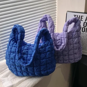 Sac à bandoulière rembourré matelassé pour femme, moteurs plissés, sacs initiés au nuage, grande capacité, fourre-tout, sac à bandoulière en duvet Bergame Sac à bandoulière rembourré matelassé pour femme, moteurs plissés, sacs initiés au nuage, grande capacité, fourre-tout, sac à bandoulière en duvet Bergame