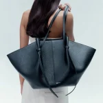 Sac à main en cuir de vache pour femmes, 2025 fourre-tout de luxe designer, sac rétro à bandoulière simple de grande capacité