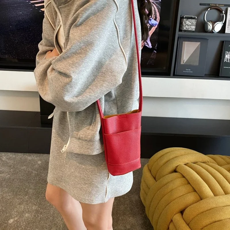 sac à main à bandoulière élégant en cuir pour femmes, marque de luxe haut de gamme, célèbre styliste, vintage,