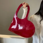 Ins Style – sac à main brillant en forme de cœur, couleur unie, Design Concave d&rsquo;été en cuir verni rouge, sac à bandoulière à la mode, 2024