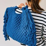 Sacs fourre-tout de grande capacité pour femmes, sac à main de luxe de styliste pour femmes, tricot avec pompon et perles, sac à main décoratif, sac de plage pour dames, 2024