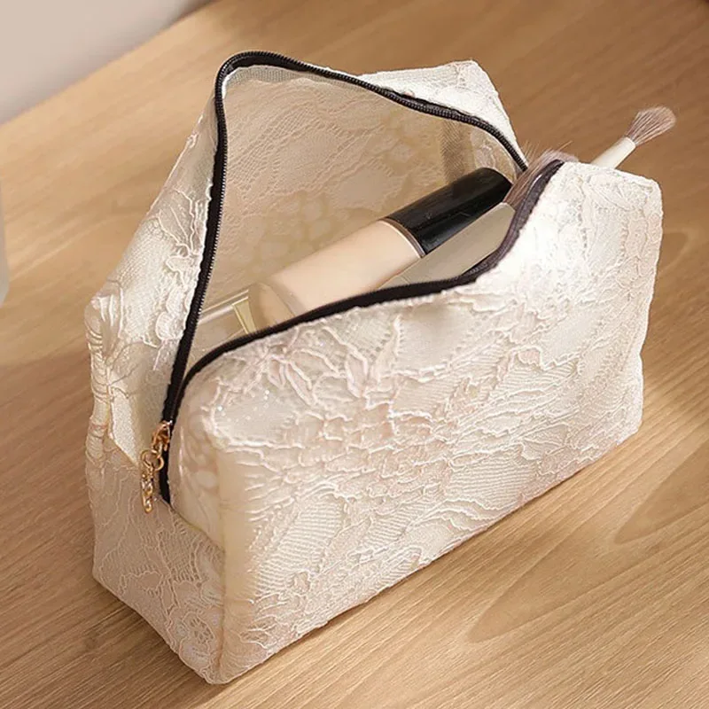 trousse de maquillage imprimée en maille de dentelle, trousse de toilette multifonctionnelle portable de grande capacité, sac de rangement de voyage mignon, accessoires cosmétiques