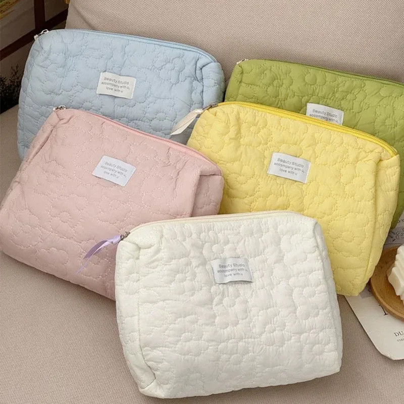 trousse de maquillage à motif de fleurs pour femmes, trousse de toilette, trousse à fermeture éclair, trousse à cosmétiques, trousse de voyage pour poudres lavantes, trousse de maquillage pour femmes, 2024