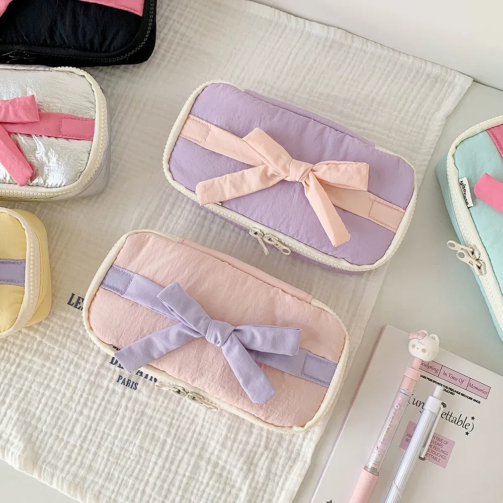 kit d'outils de beauté pour femme bow-tie, sac multifonctionnel, nouveau sac de maquillage et de toilette portable pour femme, sac de rangement de voyage, sensation haut de gamme, idéal pour un usage personnel et comme cadeau