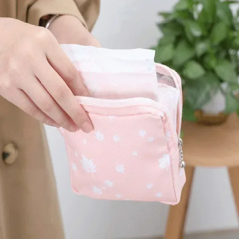 dessin animé mignon fille sac cosmétique mini serviettes hygiéniques rouge à lèvres stockage trousse de maquillage voyage trousse de toilette trousse de beauté maquillage organisateur sac
