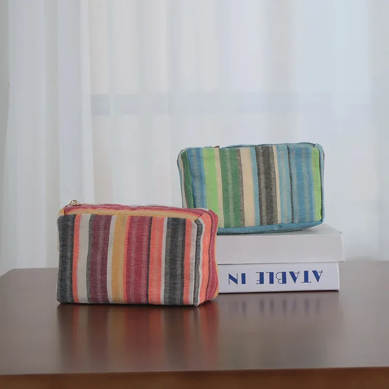 Sac de maquillage rayé en toile pour femmes, pochette à cosmétiques décontractée, organisateur de voyage, grand rangement pour les vacances, usage quotidien, léger et durable