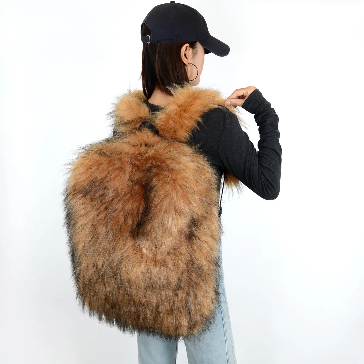 Nouveau sac à dos en fausse fourrure grande capacité unisexe, sac à bandoulière en peluche pour voyage automne-hiver, sac à dos en tissu doux super grande taille unisexe