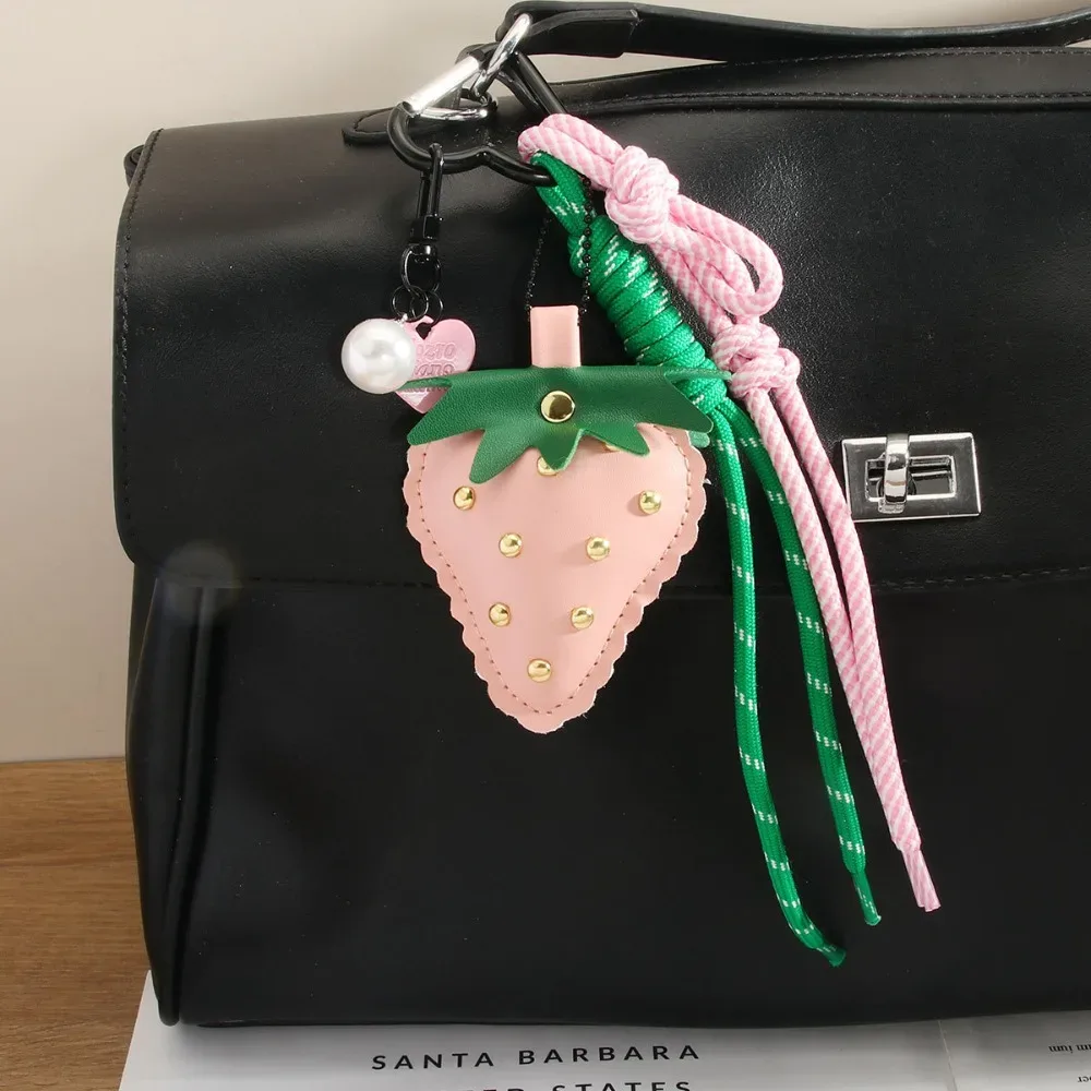 pendentif sac à dos en cuir pu tressé motif fleur, fraise, cerise, accessoire de sac, porte-clés de voiture, porte-clés fruit pour femme