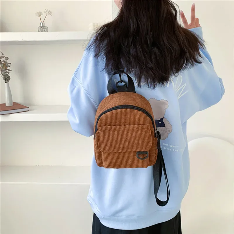 mini sac à dos tendance pour femme en velours côtelé couleur unie sac à dos simple et décontracté pour étudiants, sac à dos de voyage, nouveauté 2023