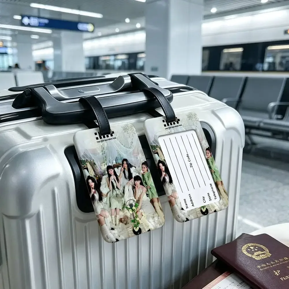 étiquette d'identification de bagage en pvc du groupe kpop i-illit, porte-carte d'informations anti-perte, étiquette de nom pour valise de voyage