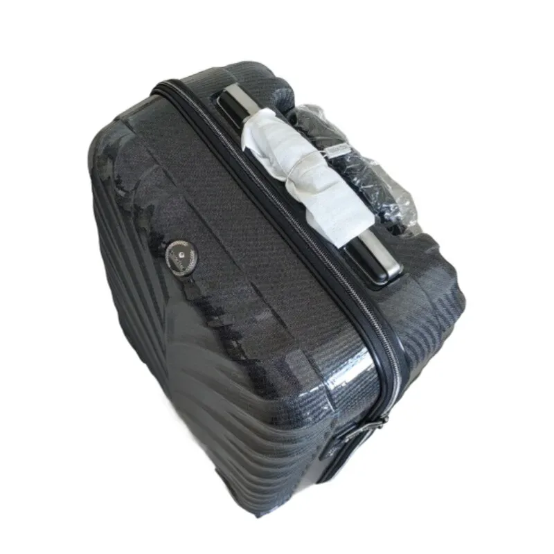 valise ultra-légère en fibre de carbone – bagage à main de 1,9 kg et 21 pouces avec roues rotatives silencieuses, coque durable