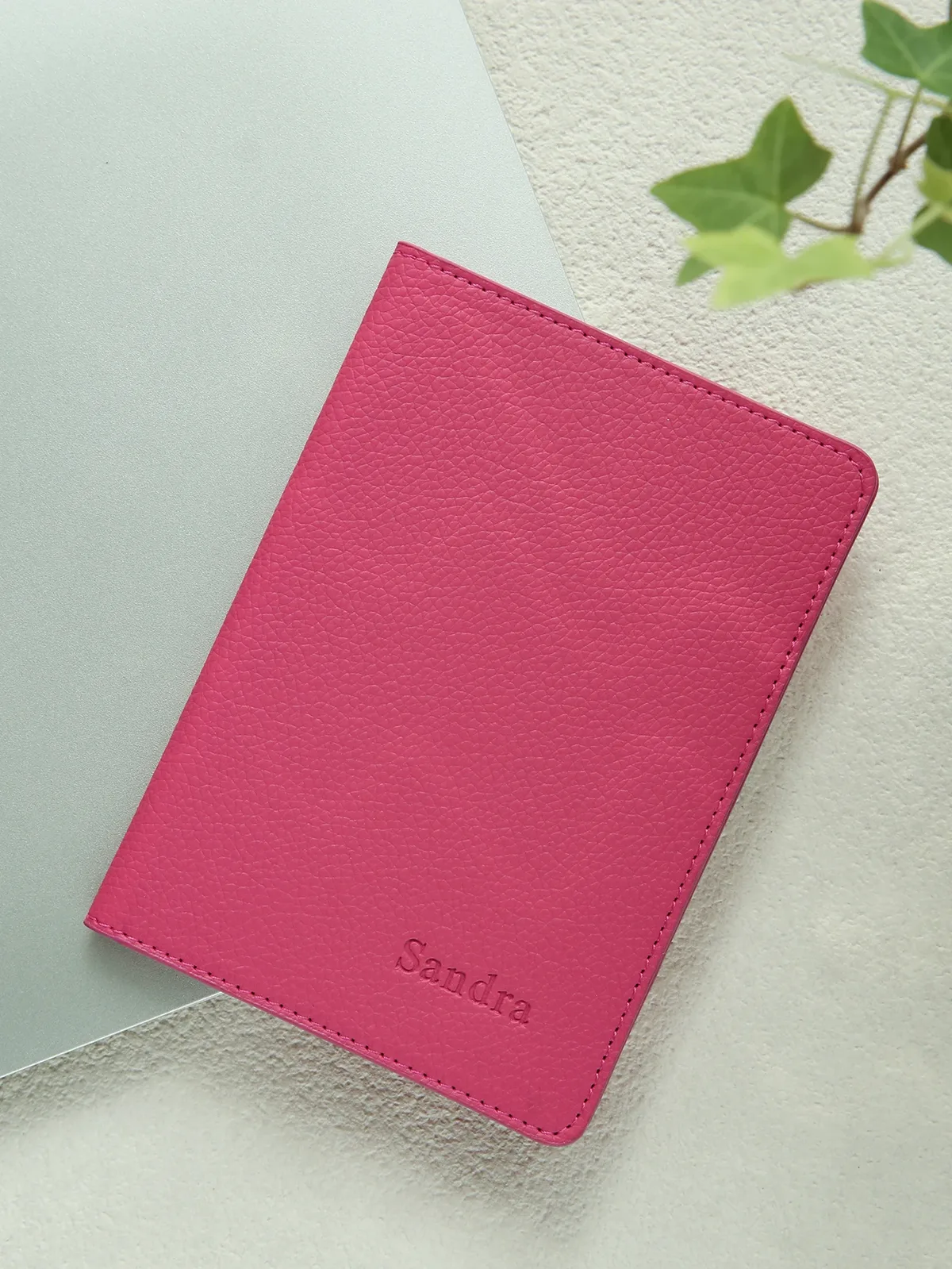 porte-passeport personnalisé avec nom, monogramme personnalisé, texture en similicuir, couverture de passeport unie avec blocage rfid, cadeau de vacances