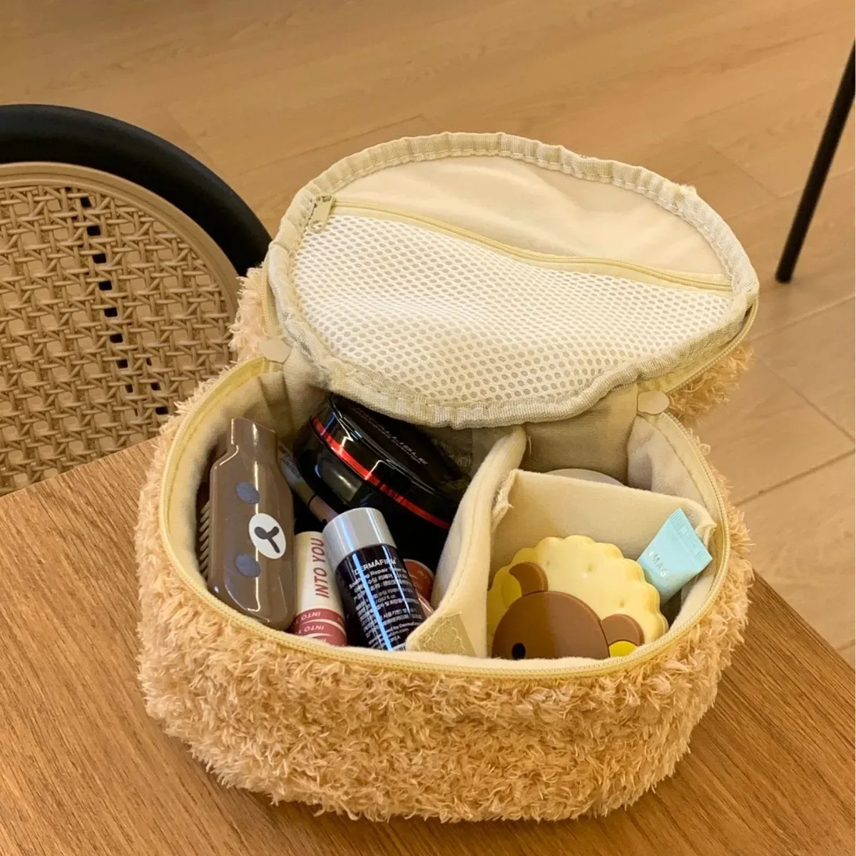 trousse de maquillage en peluche ours anime relaxant, sac cosmétique doux et portable pour femme, pochette de rangement bijoux, organisateur sac à main fille, cadeau, vente chaude
