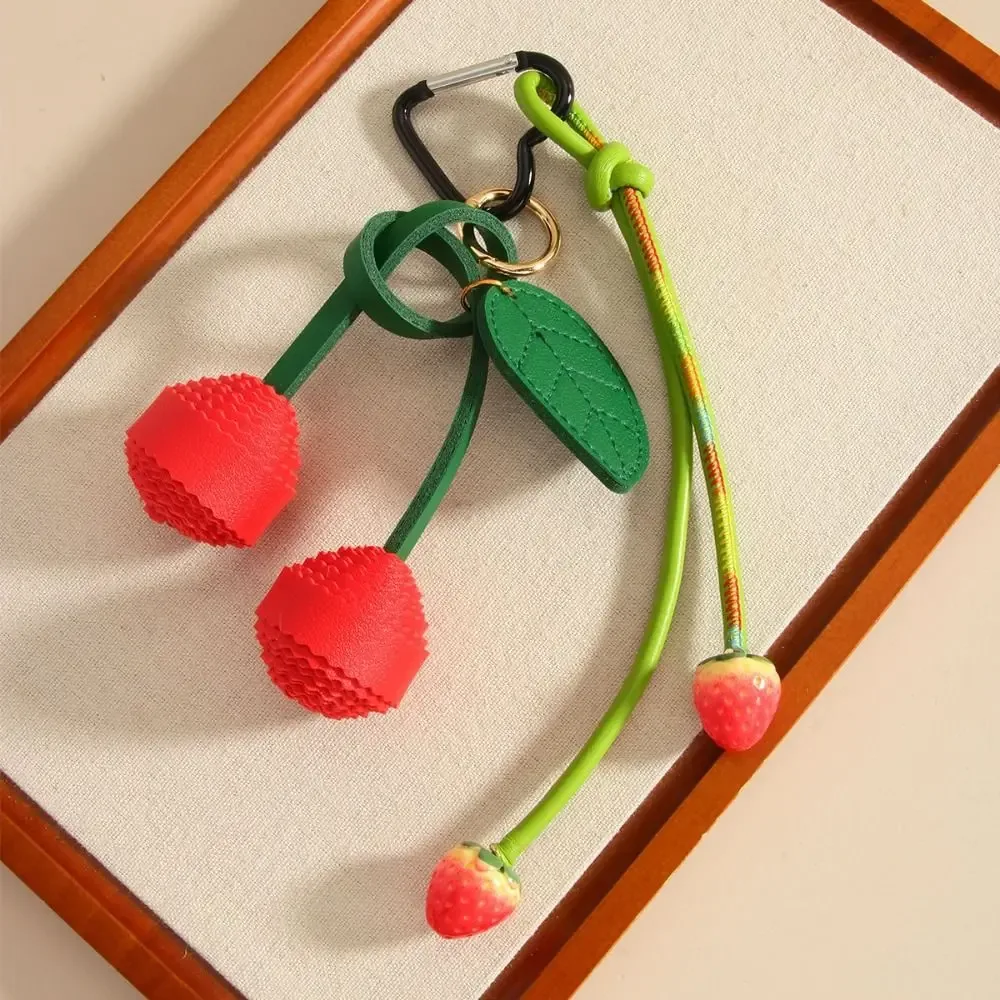 pendentif sac à dos en cuir pu tressé motif fleur, fraise, cerise, accessoire de sac, porte-clés de voiture, porte-clés fruit pour femme