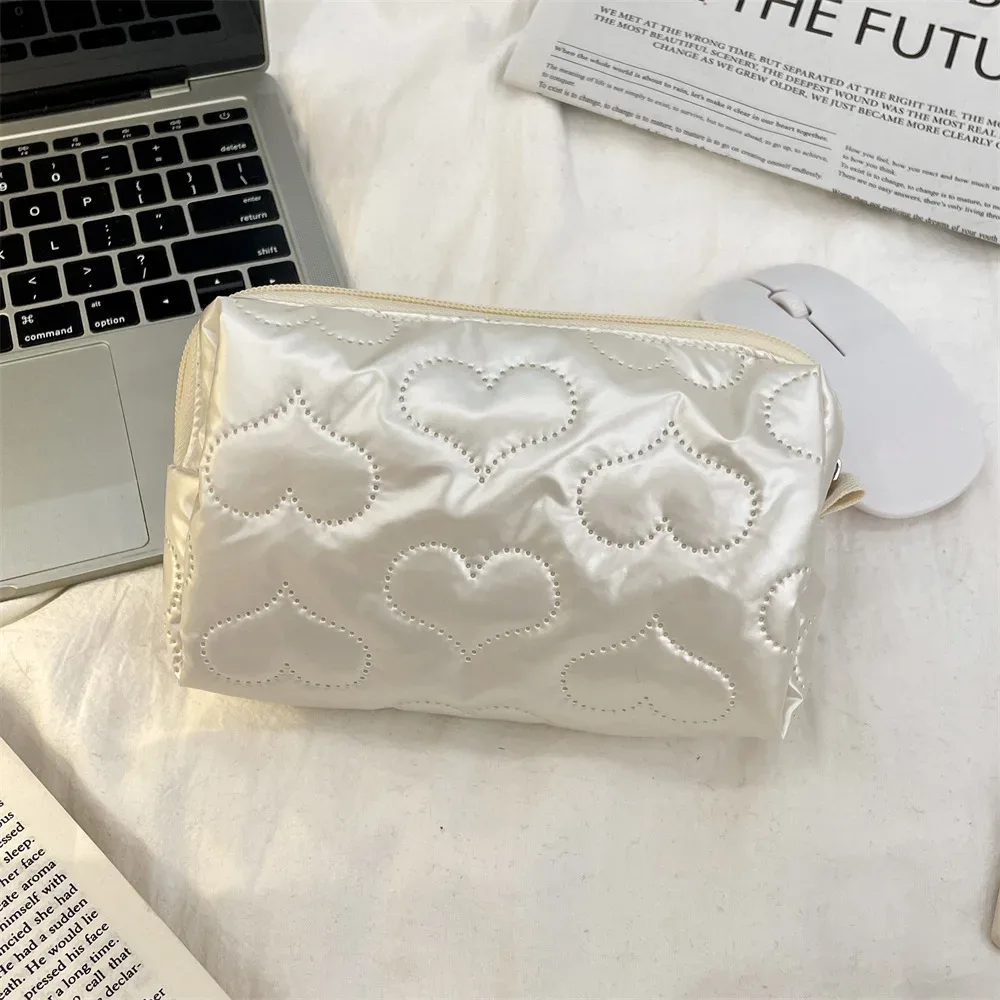 argent coréen matelassé pu amour arc sac cosmétique produits de soins de la peau pochette intérieure multi-fonction maquillage rouge à lèvres sac de rangement h