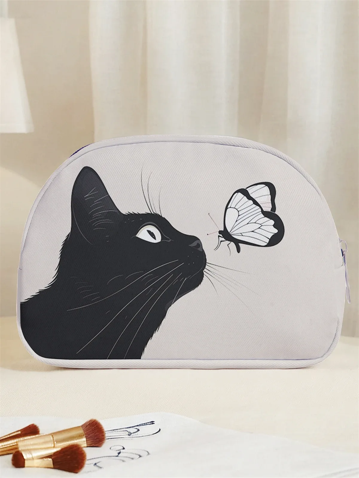 trousse de maquillage imprimée motif chat mignon, design multi-poches, trousse de toilette portable, légère, idéale pour les voyages et les sorties.