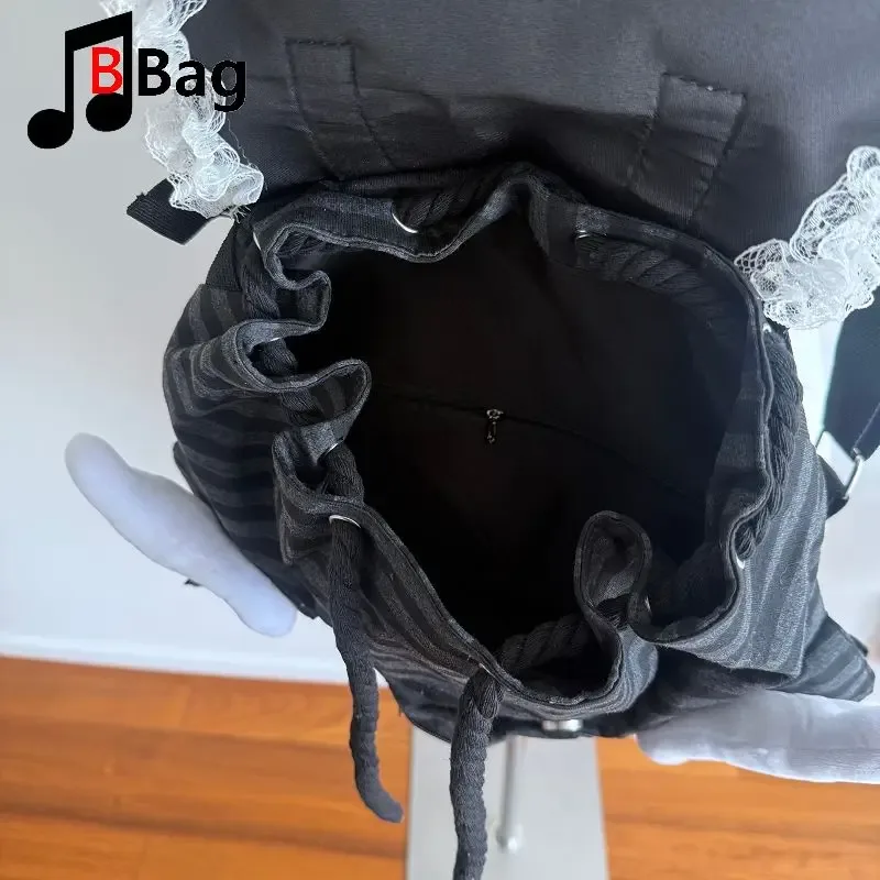 sac à dos y2k millenium tendance et cool, style coréen à rayures, design de niche pour fille alternative, sac à dos décontracté avec ailes d'ange et lapin, pour femme