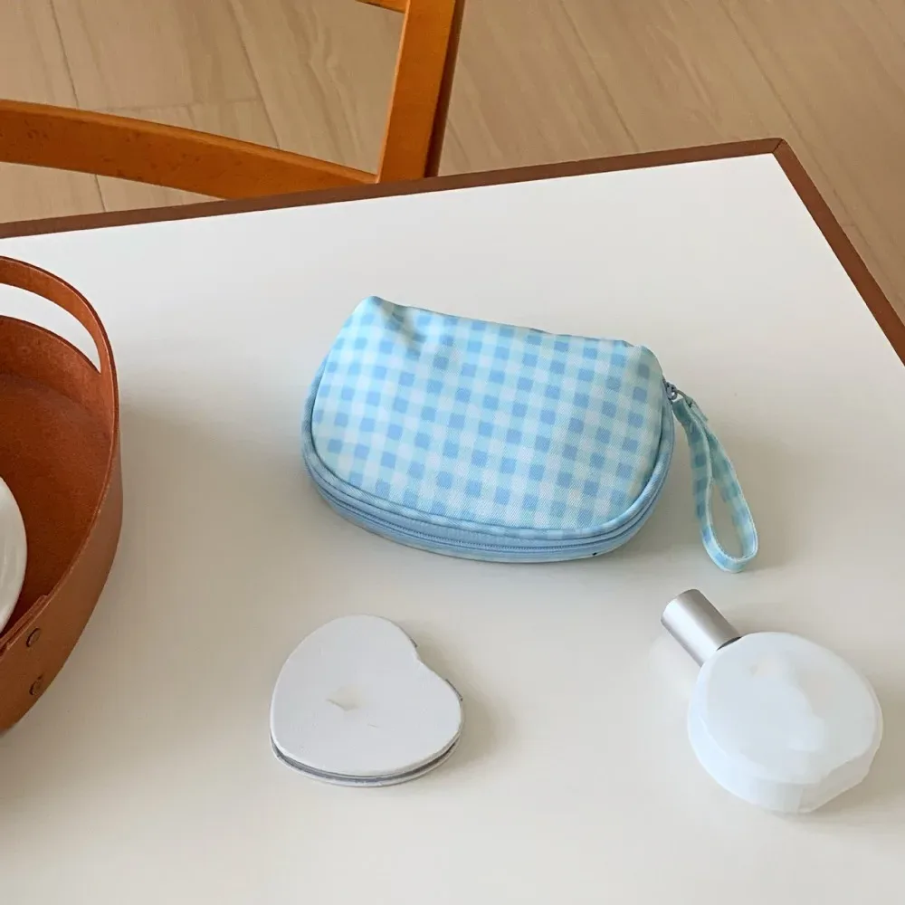 sac de maquillage en tissu oxford à carreaux bleus, sac de rangement multifonctionnel de grande capacité pour articles de toilette, sac de rangement de voyage étanche pour affaires