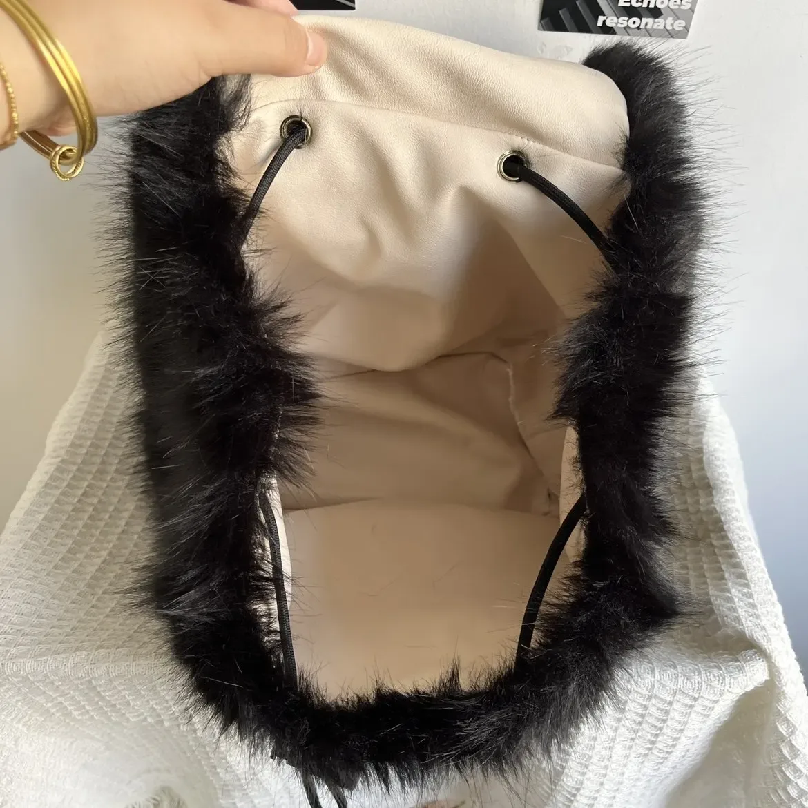 sac à dos en peluche noir y2k, design automne-hiver, sac à dos tendance pour filles, sacs à dos gothiques originaux