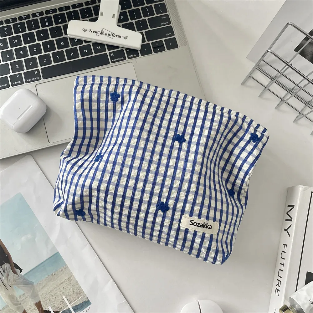 nouveau sac de maman de couleur bleue, sac de maquillage brodé avec nœud papillon, sac à couches pour bébé, pochette à couches, sacs de rangement de toilette de voyage