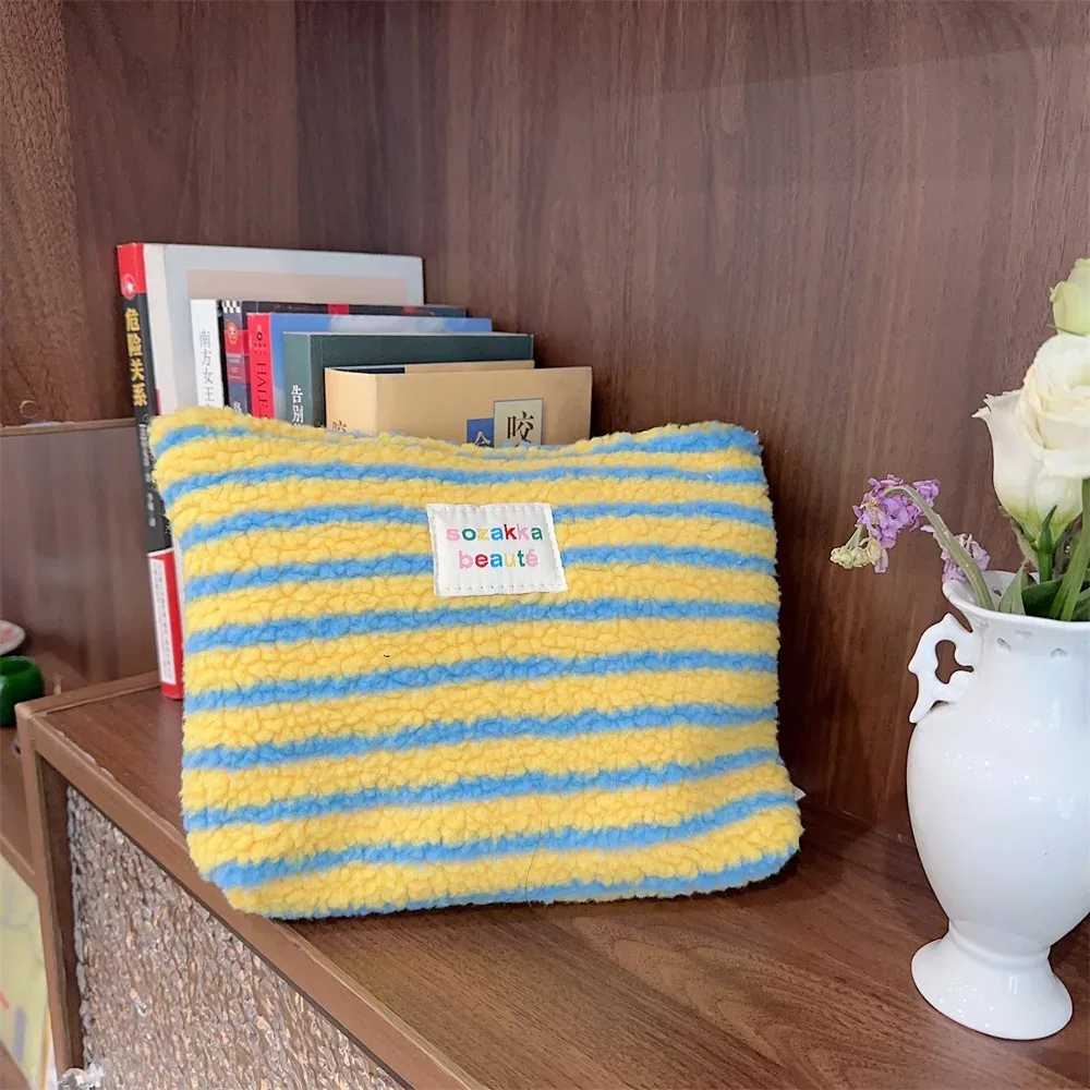 sac cosmétique moelleux d'hiver ins, couleur à pois, grande capacité, sac de voyage pour femmes, pochette de rangement pour soins de la peau et maquillage