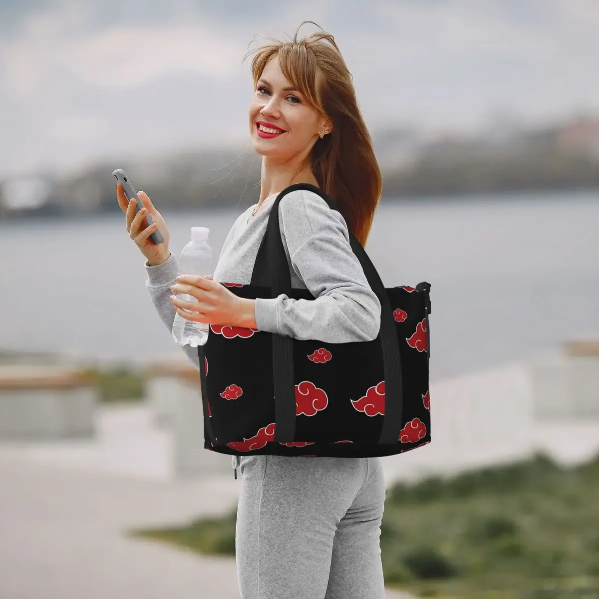 sac de voyage de plage nuage noir et rouge personnalisé, fourre-tout de grande capacité pour salle de sport, sac à bandoulière de shopping pour femmes