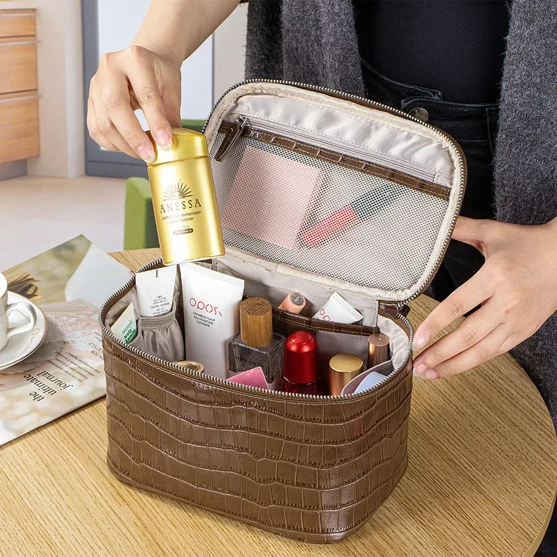 sac à cosmétiques de luxe haut de gamme en cuir de vachette de qualité supérieure, sac de rangement compartimenté de grande capacité, trousse de toilette portable pour femme