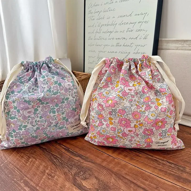 pochette de rangement vintage en coton floral avec cordon de serrage, design fait main pour sacs cadeaux de mariage, 1 pièce
